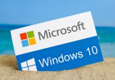 microsoft-windows-logos-in-sand-image-from-shutterstock